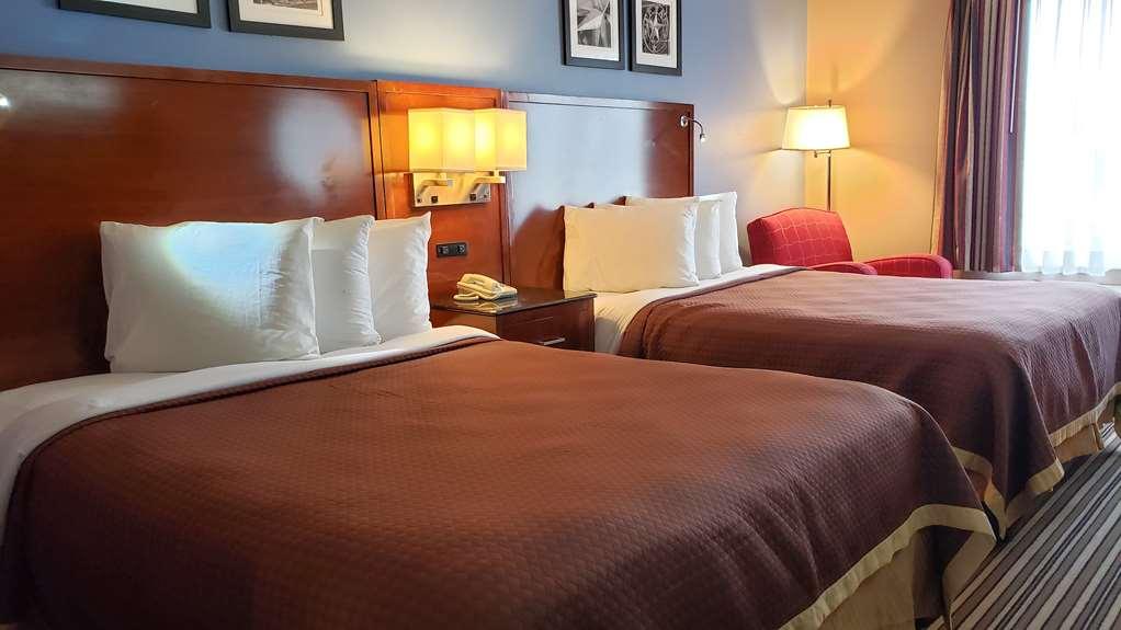 Americas Best Value Inn & Suites-Фолеи Стая снимка
