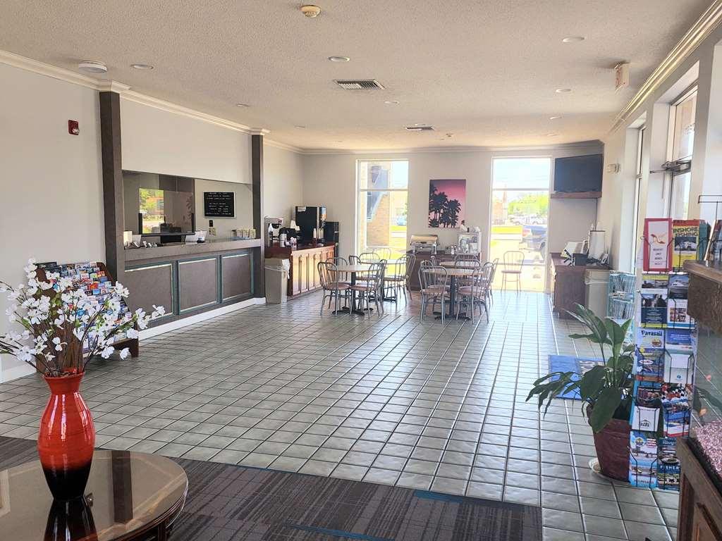 Americas Best Value Inn & Suites-Фолеи Екстериор снимка