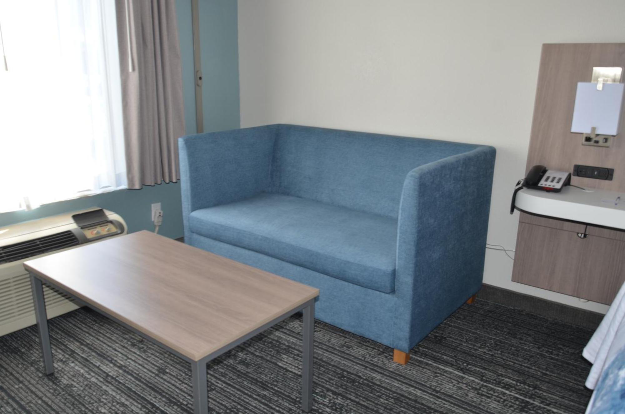 Americas Best Value Inn & Suites-Фолеи Екстериор снимка