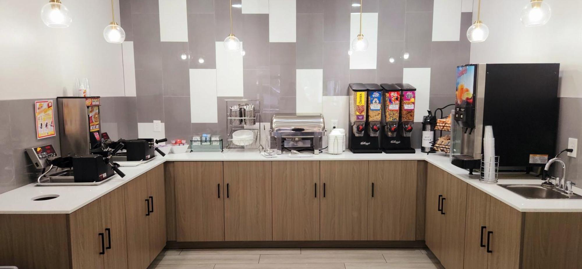 Americas Best Value Inn & Suites-Фолеи Екстериор снимка
