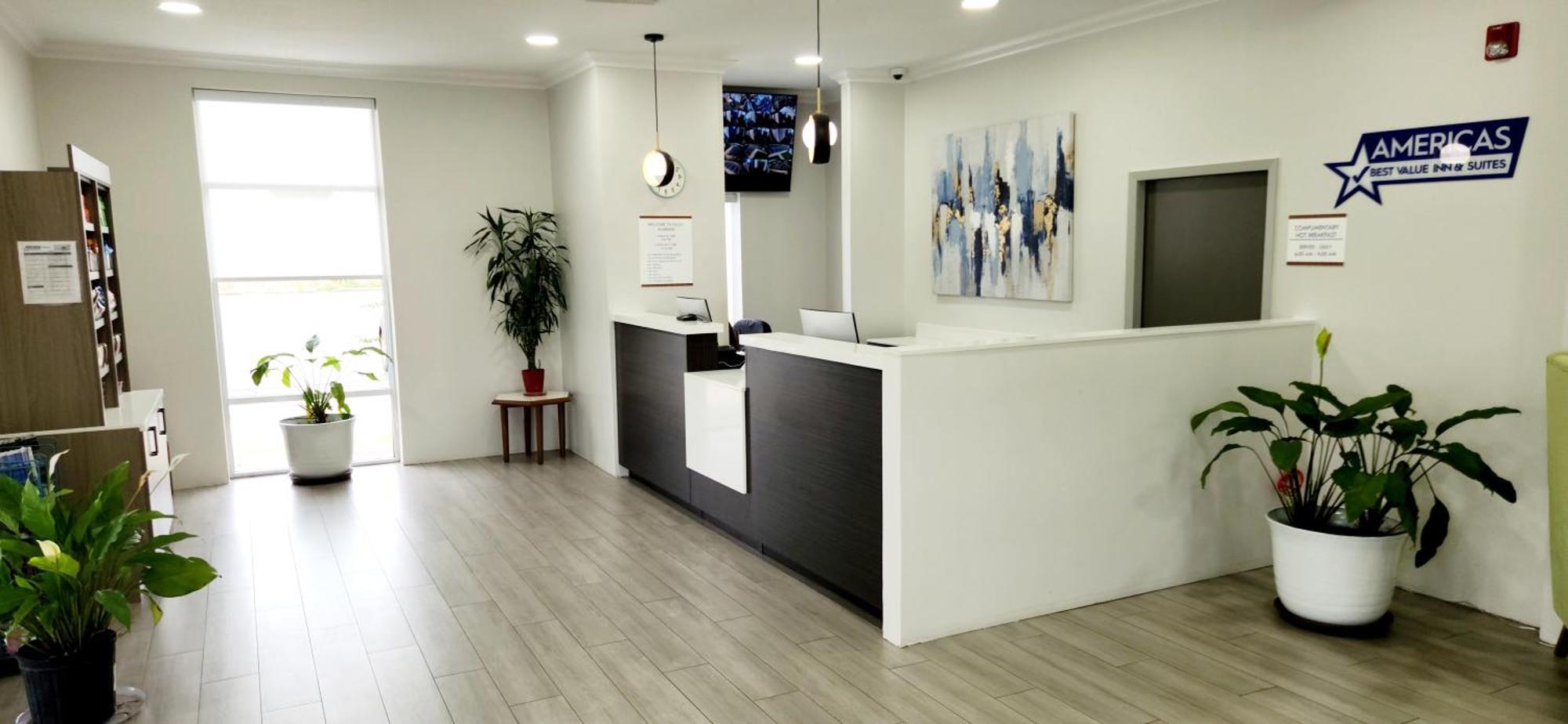 Americas Best Value Inn & Suites-Фолеи Екстериор снимка